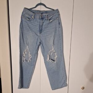Universal Thread Light Blue Boyfriend Jeans